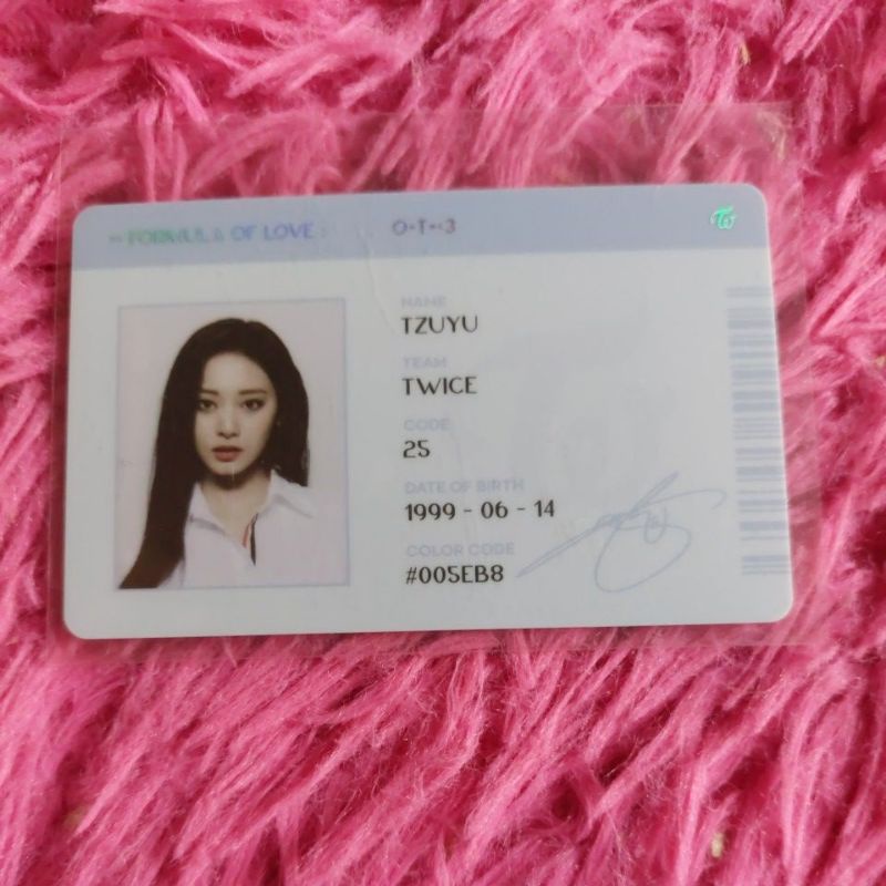 TWICE OFFICIAL PHOTOCARDS (TZUYU) | Shopee Philippines