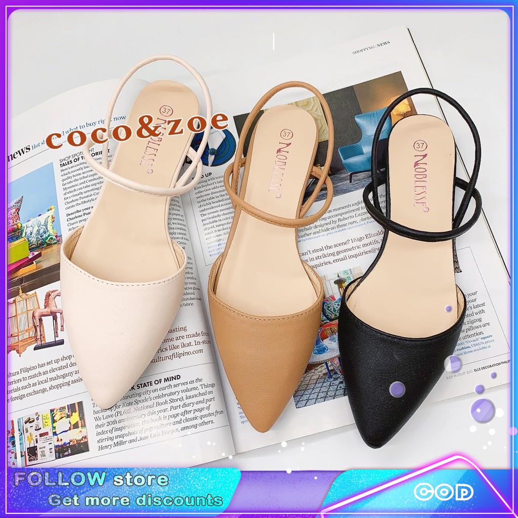 Pointed toe hotsell sandals flat