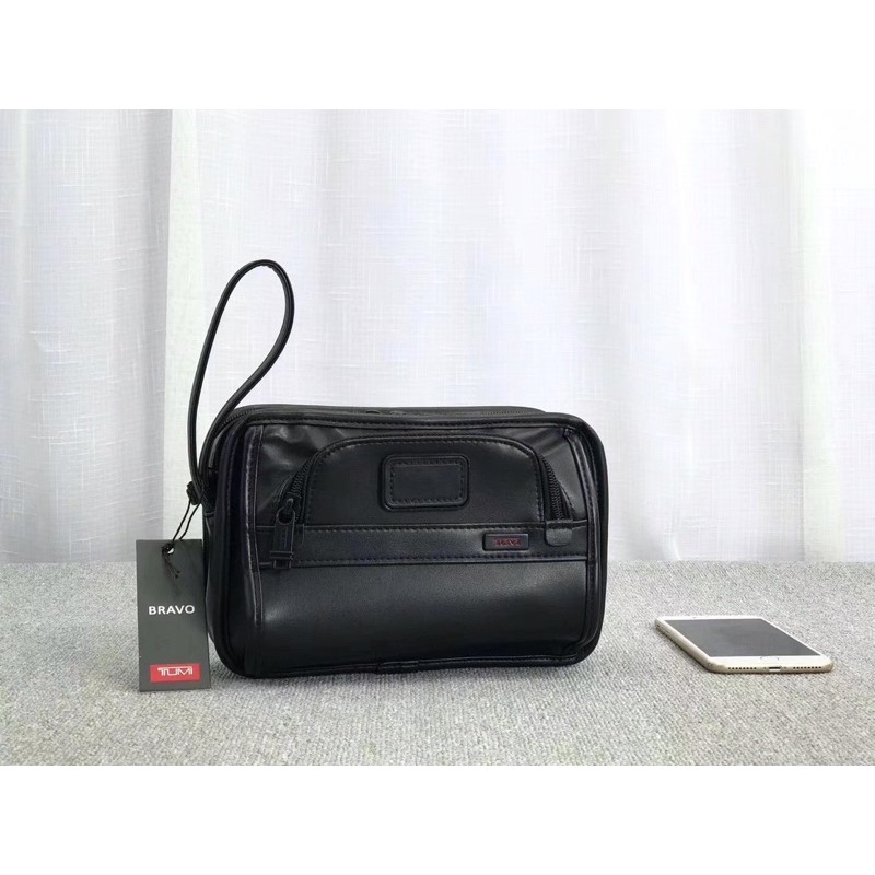 Tumi best sale clutch bag