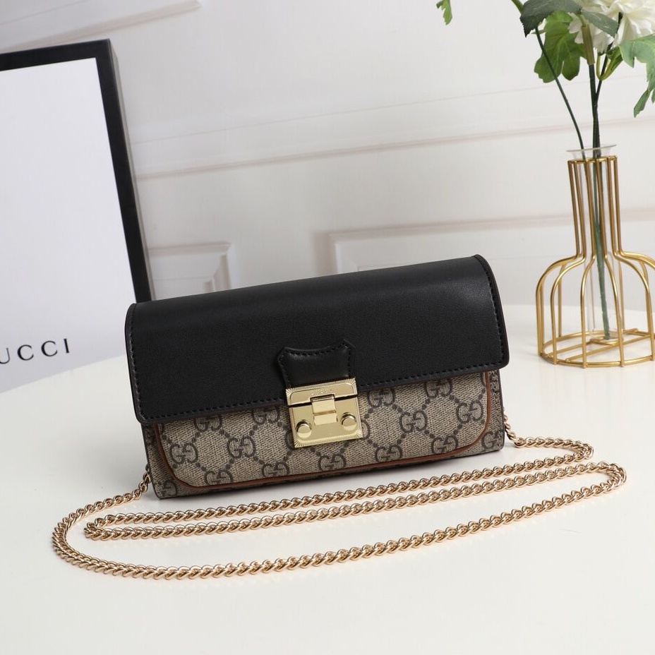 Gucci padlock hotsell chain bag