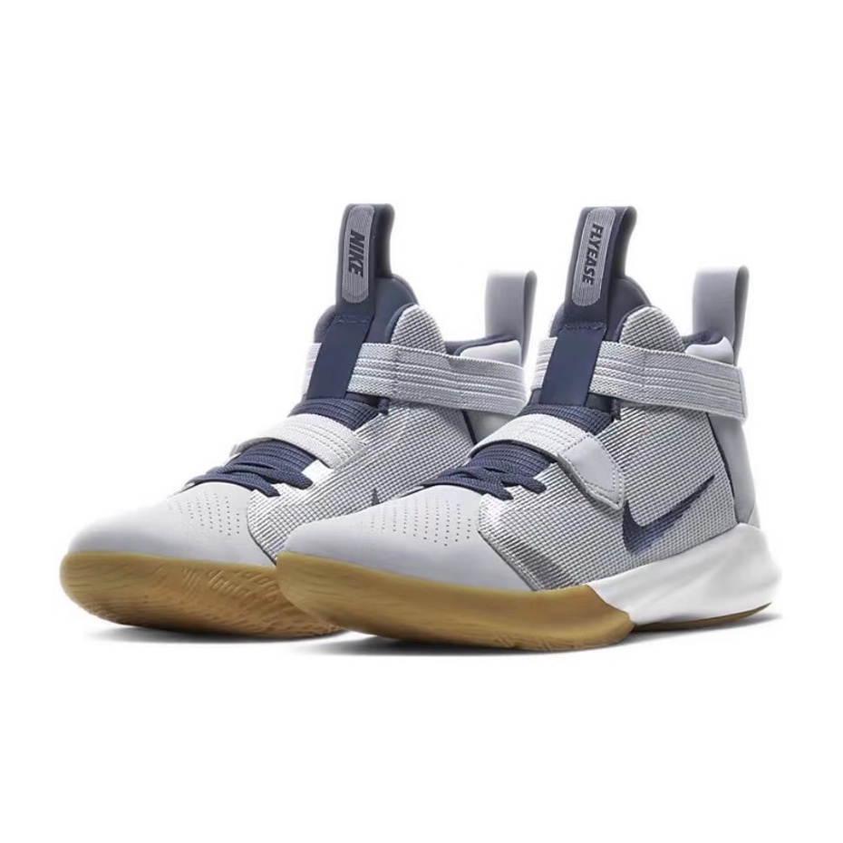 nike precision 3 flyease 4e