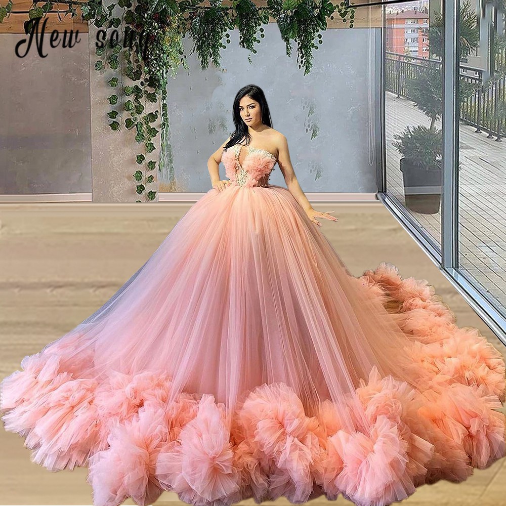 2021 Princess Pink Ball Gown Quinceanera Dresses Beaded Pearls Tulle