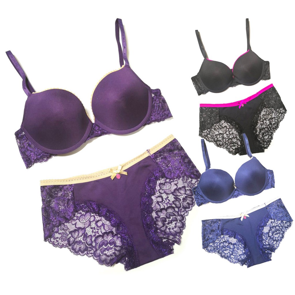 Vintage Pale Lavender Lace Lingerie Set Size S/M Bra and Panties