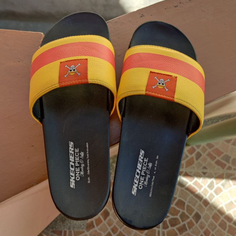 Skechers one hot sale piece slides