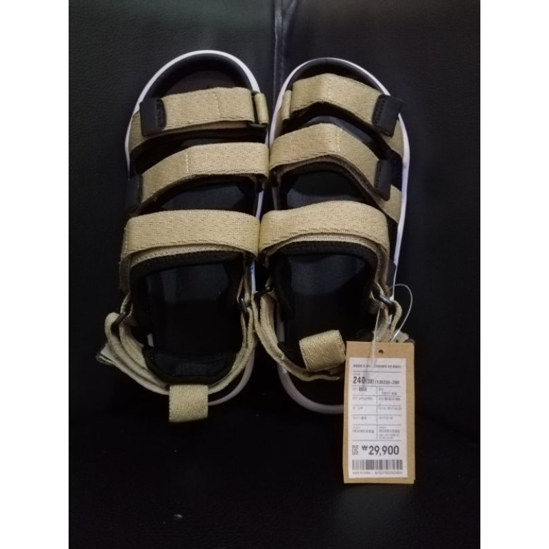 Korean best sale sandals brand