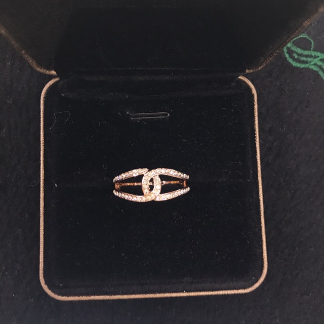 Channel design ring rose gold