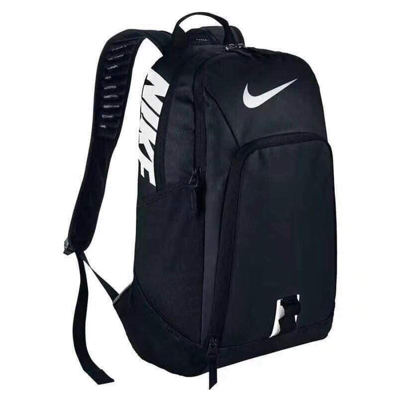 Nike bagpack outlet for men