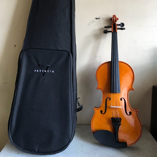 Valencia violin outlet