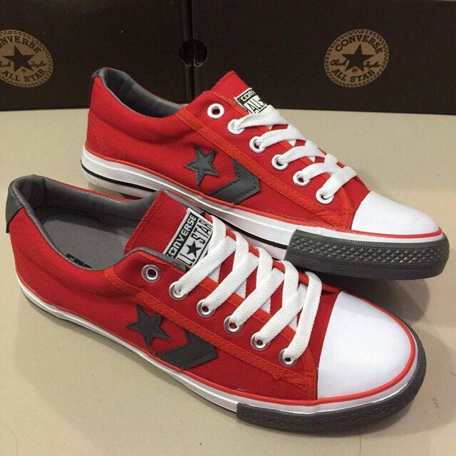 Chuck Taylor converse. Size 41 45