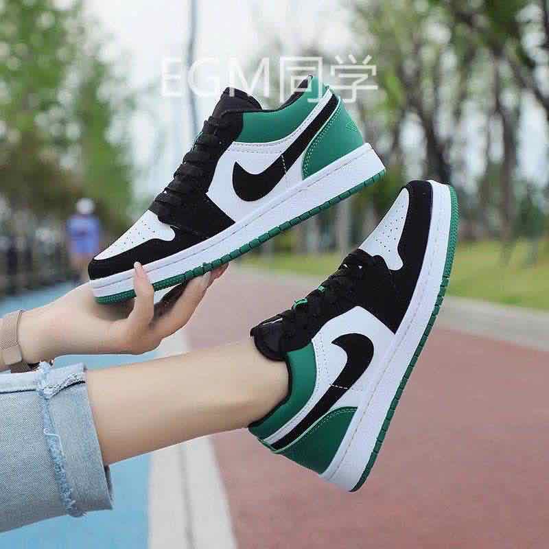 Nike sneakers shop low cut