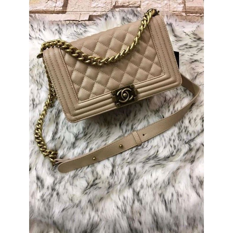 Chanel le 2024 boy 25cm