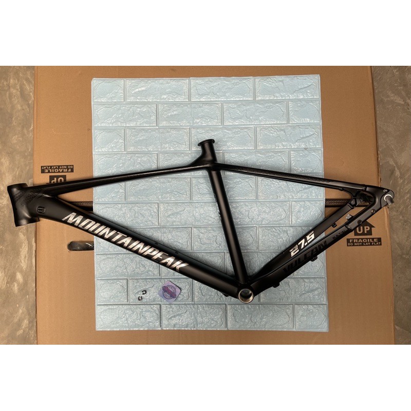 mountain peak frame 2020