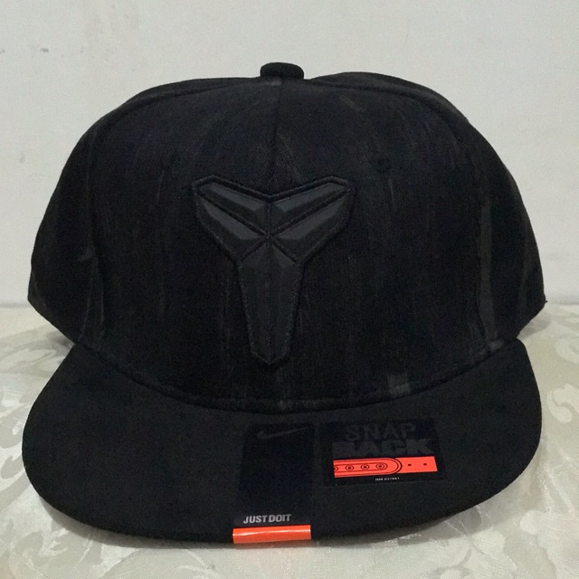 Nike black 2024 mamba hat