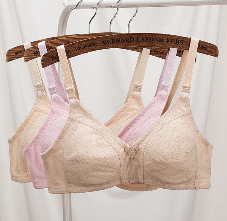 Bras without outlet pads