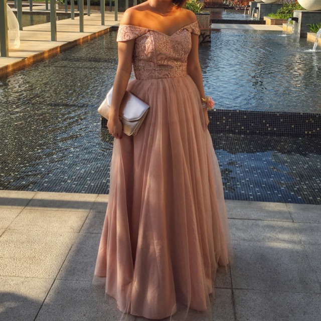 Old rose on sale off shoulder gown