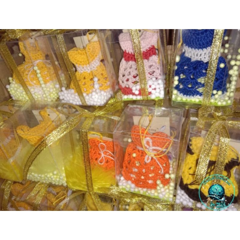 CROCHET MINI DRESS KEYCHAIN DIY SOUVENIR PARTY GIVE AWAY Perfume