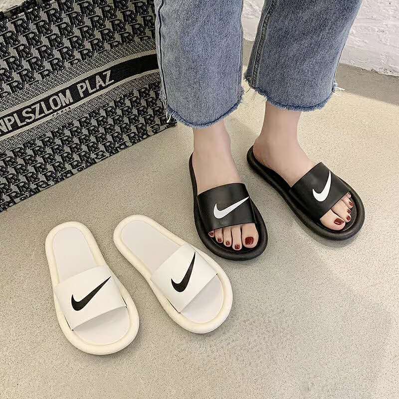 Ladies nike online slippers