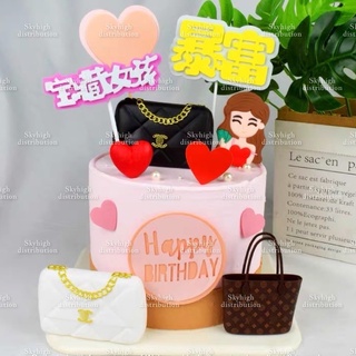 L V design rose box  Louis vuitton birthday party, Luxury birthday, Chanel  decor