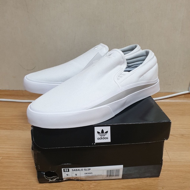 Adidas slip on store sabalo