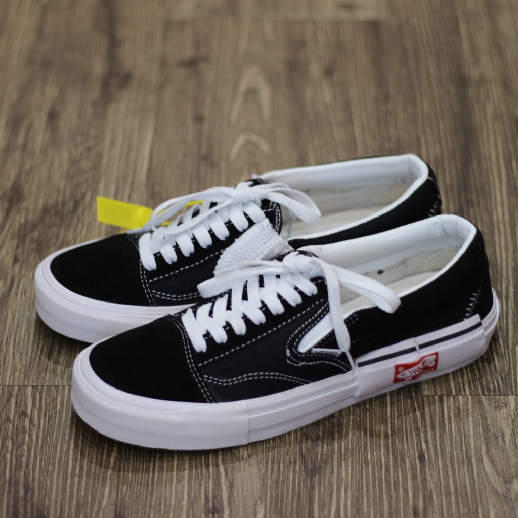 Vans cut and outlet paste black white