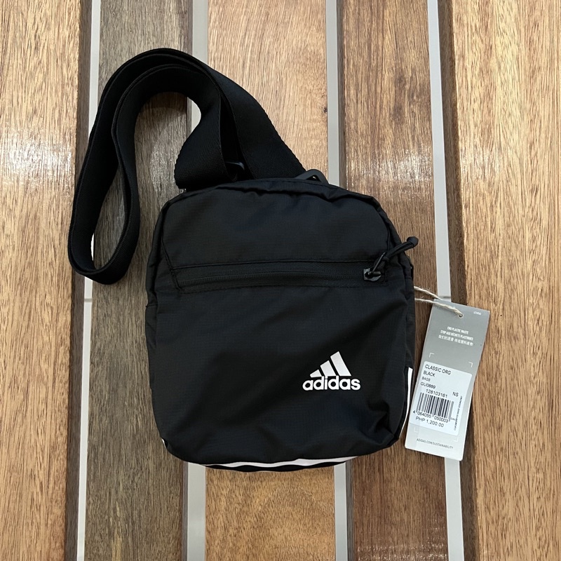 Adidas classic best sale organizer bag