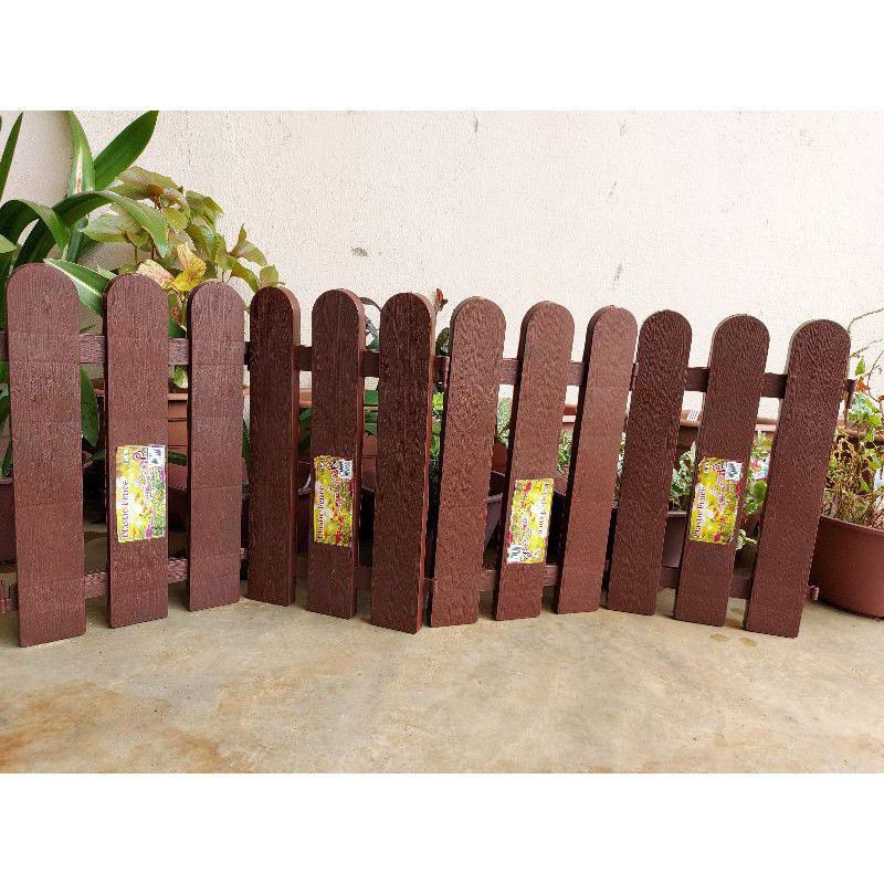 PLASTIC FENCE FOR BALCONY GARDEN IN OUTDOOR BROWN COLOUR/INDOOR