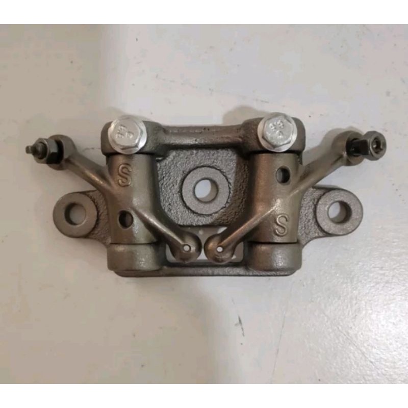 Rocker arm support Trigger Valve Top Three Wheel motor viar karya ...