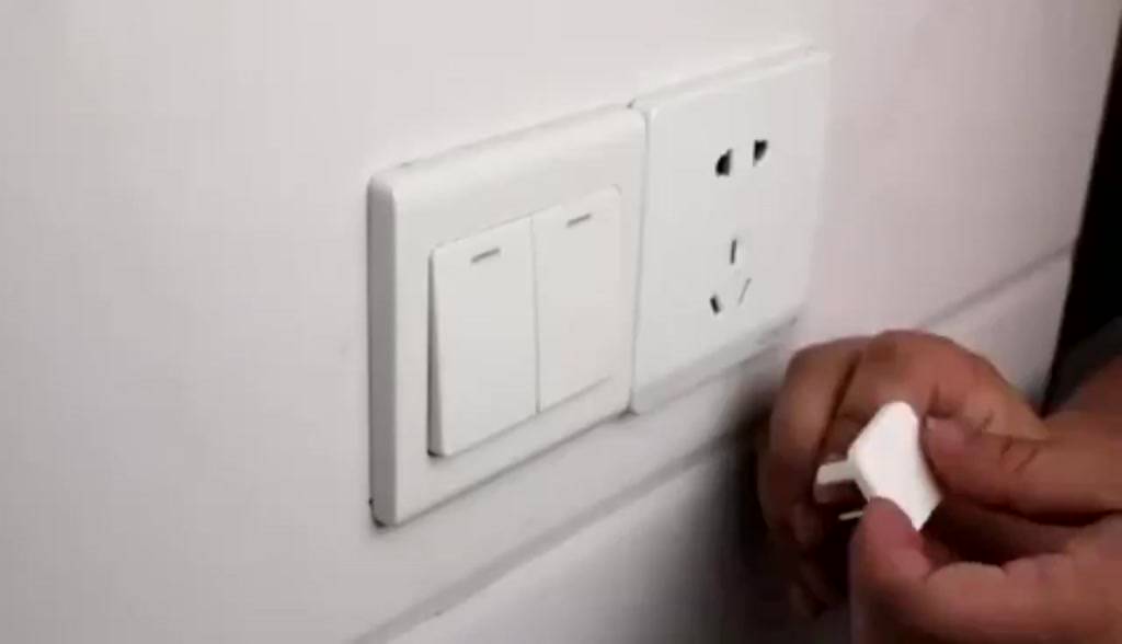 【COD】Child Safety Anti-electric Cover Power Socket Cover Baby Outlet ...