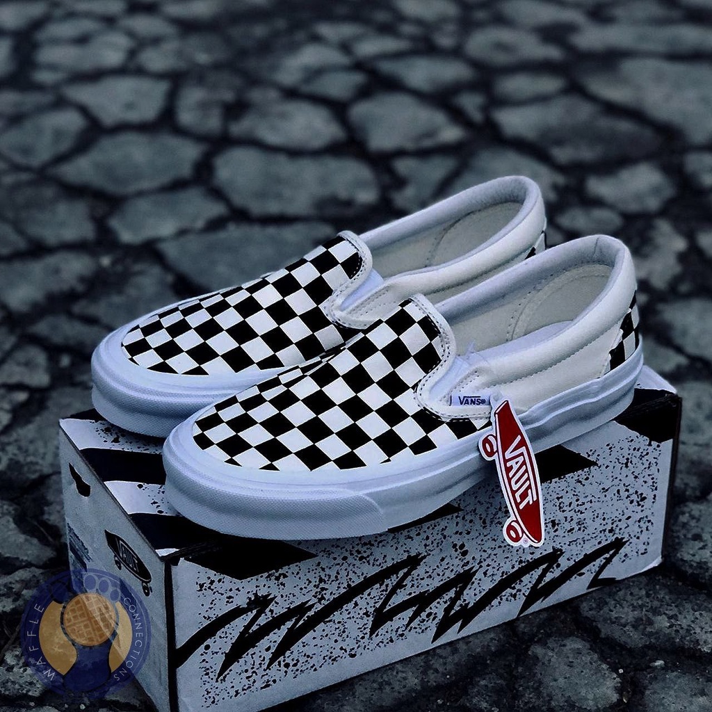 Vans checkerboard outlet vault og