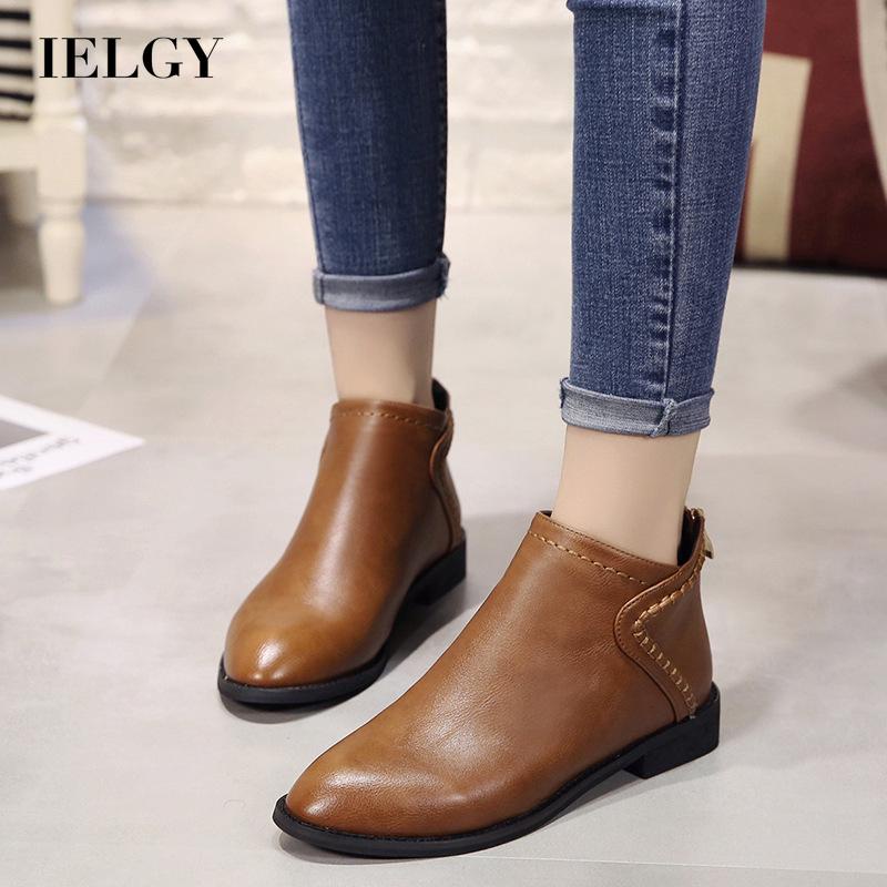 how to style pointed toe booties