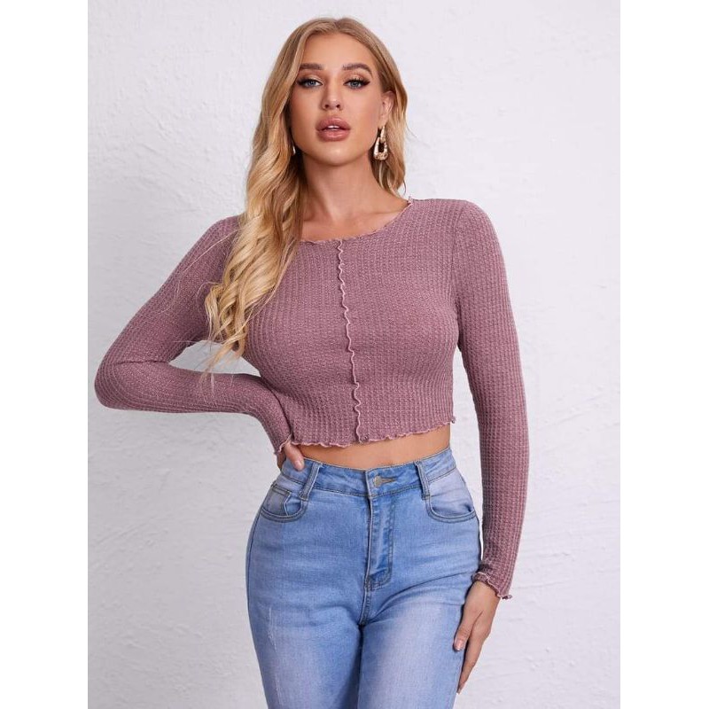 Crop top best sale long sleeve outfit