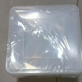 Microwavable containers comes in, circular, rectangular, square