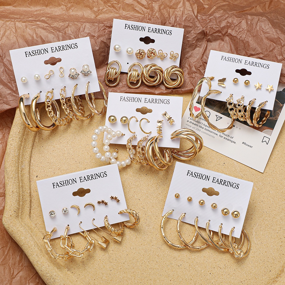 Vintage accessories jewellery sales