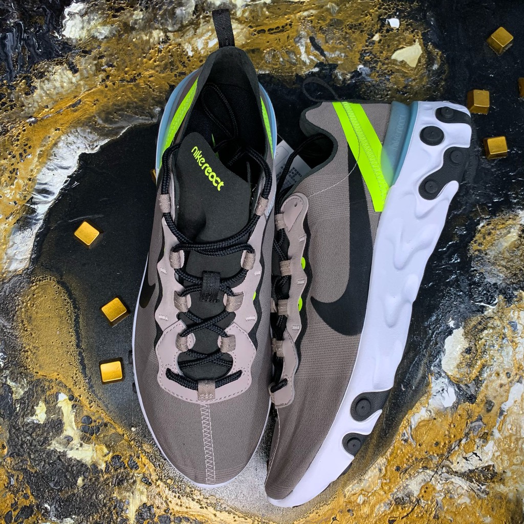 Nike element on sale 55 size 4