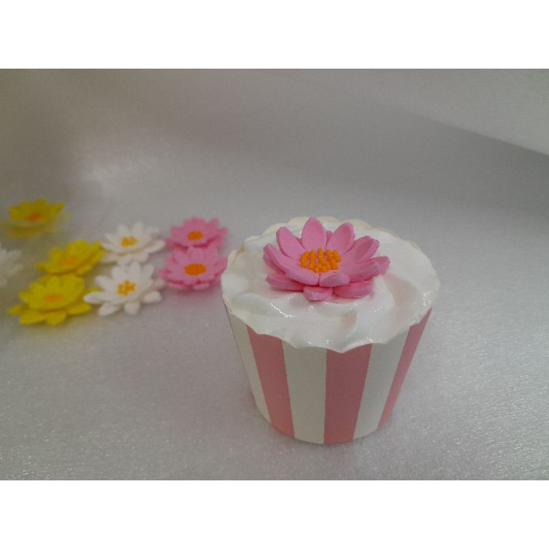 Edible Lilies Cake and Cupcake Toppers Shopee Philippines