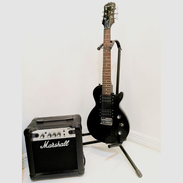 Electric deals guitar marshall