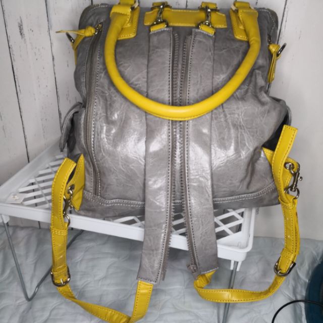 BRAND NEW Brera in yellow color with sling Selling price : Php2000