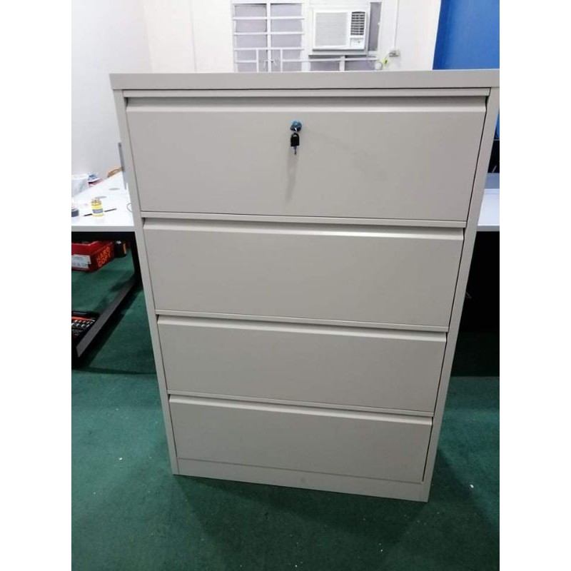 Lateral cabinet store