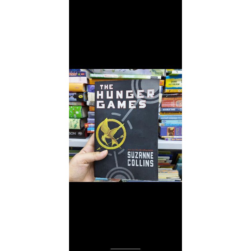 Hunger Games Part 1 Suzanne Collins | Shopee Philippines