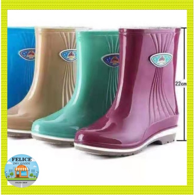 Ulan rain hot sale boots