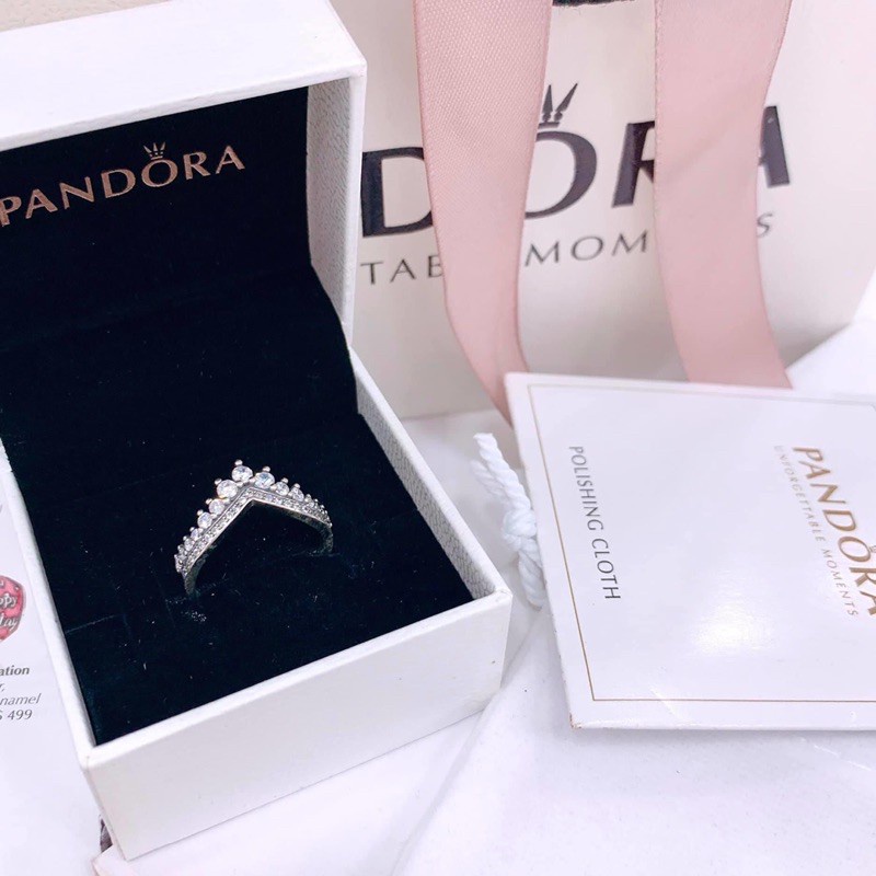 Pandora ring deals princess wishbone