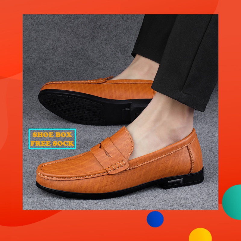 NEW STOCK Men s Soft Leather Loafers Rubber Sole Casual Shoes Comfortable Leather Business Shoes Men s Clarks Shoes Leather Shoes for Men Size38 46 Driving Shoes Wedding Shoes Work Shoes Classical Wal...