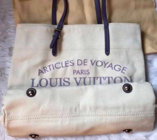 Louis Vuitton Articles De Voyage Cabas Waikiki GM - Neutrals Totes,  Handbags - LOU146635