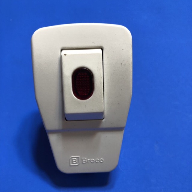 Earth PLUG + BROCO ON/OFF SWITCH | Shopee Philippines