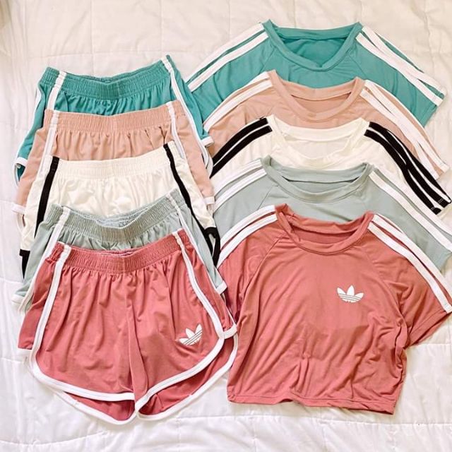 Adidas crop outlet top and shorts