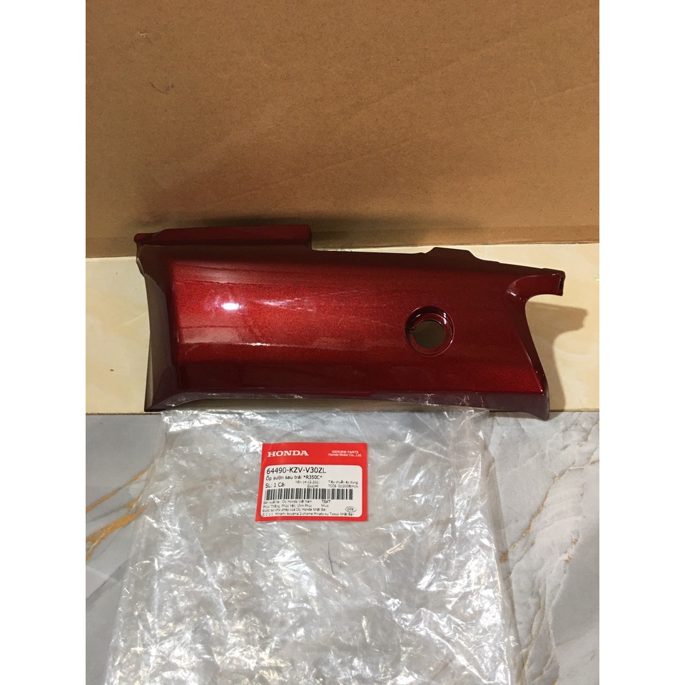 Honda DREAM 110 left rear side panel in Plum Red. *R350C* 64490kzvv30zl ...