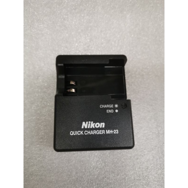 Chargeur Nikon MH-23 D’origine - Pour Batterie EN-EL9 - Bon état - Fabriqué En France