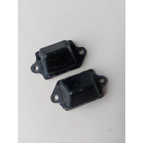 Rear Rubber Stopper Toyota Revo 9904 all variants Shopee Philippines