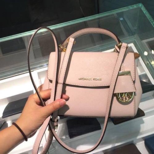 Michael kors bag latest design hot sale