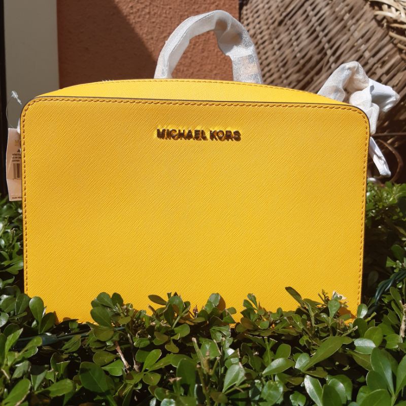 Yellow bag hot sale michael kors